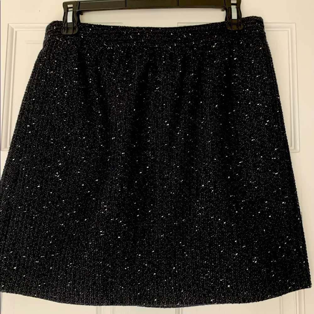 Ann Taylor Loft Short Black Silver Skirt Size 4